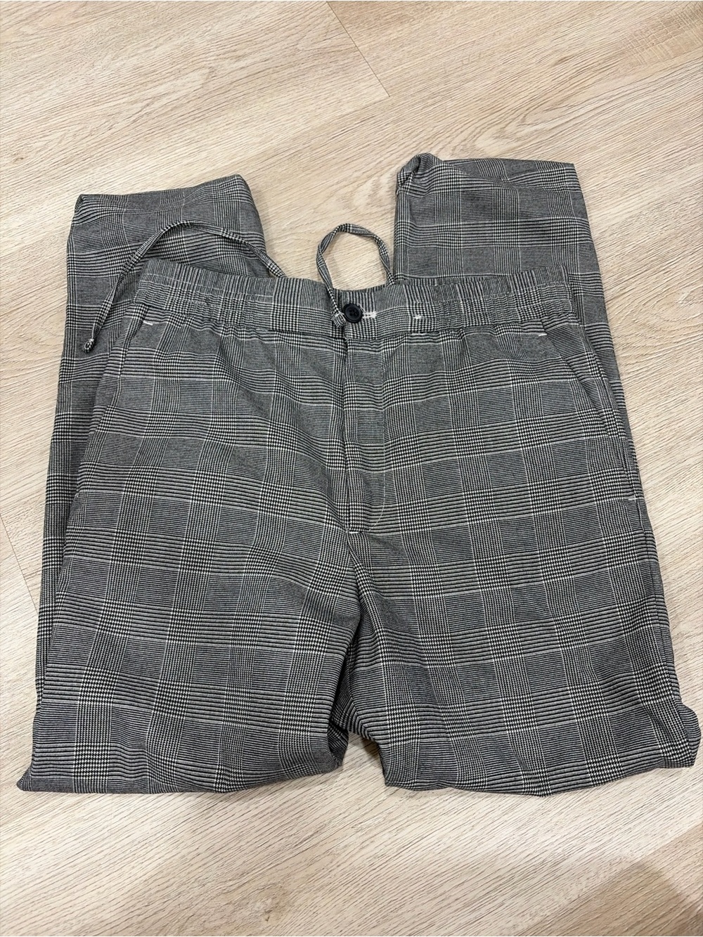H&M Gray Plaid Drawstring Chinos